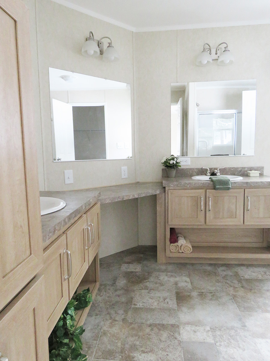 1a130a Single Wide Manufactured Home Master Bathroom