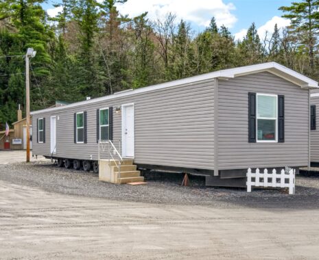 01-Woodland, Single-Wide Manufactured Home, Exterior