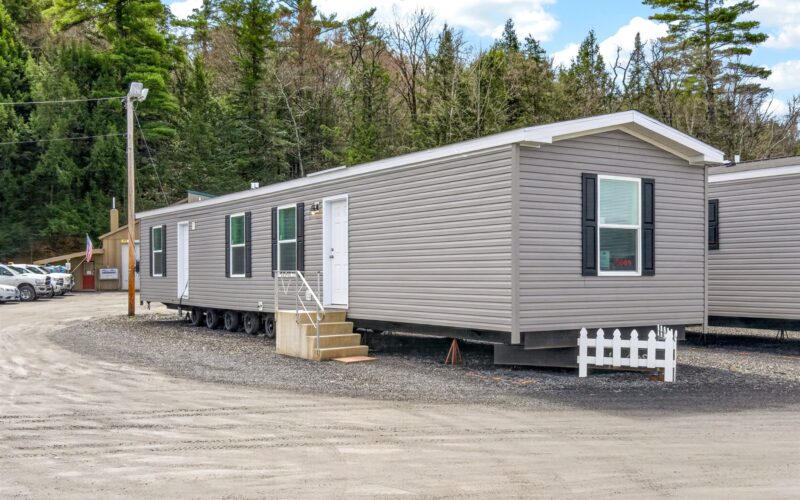 01-Woodland, Single-Wide Manufactured Home, Exterior